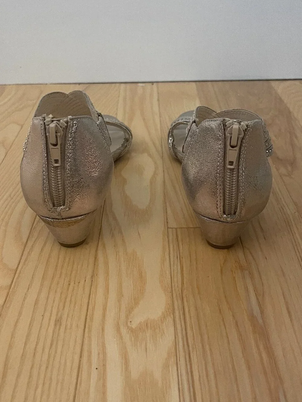 Women's Charter Club Gold/Champagne Wedge Sandals - 7.5